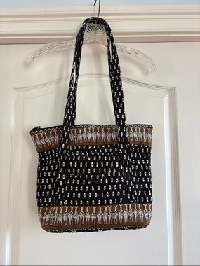 VERA BRADLEY RETIRED PRINT ZEBRA SAFARI TOTE BAG